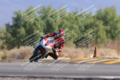 media/Nov-06-2022-SoCal Trackdays (Sun) [[208d2ccc26]]/Turn 7 Set 1 (1050am)/